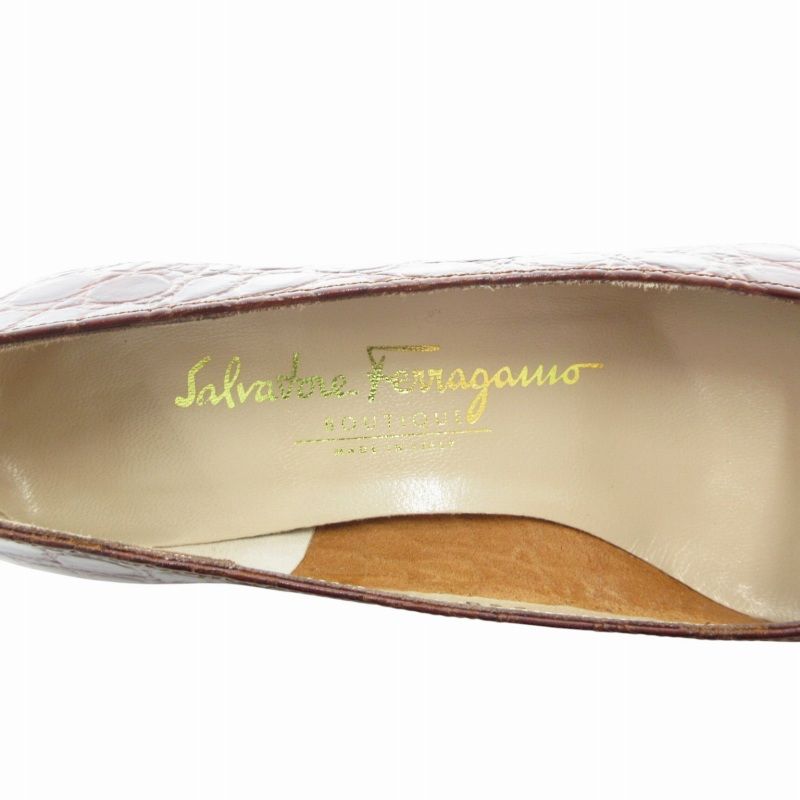 サルヴァトーレフェラガモ Salvatore Ferragamo ヴァラ パンプス