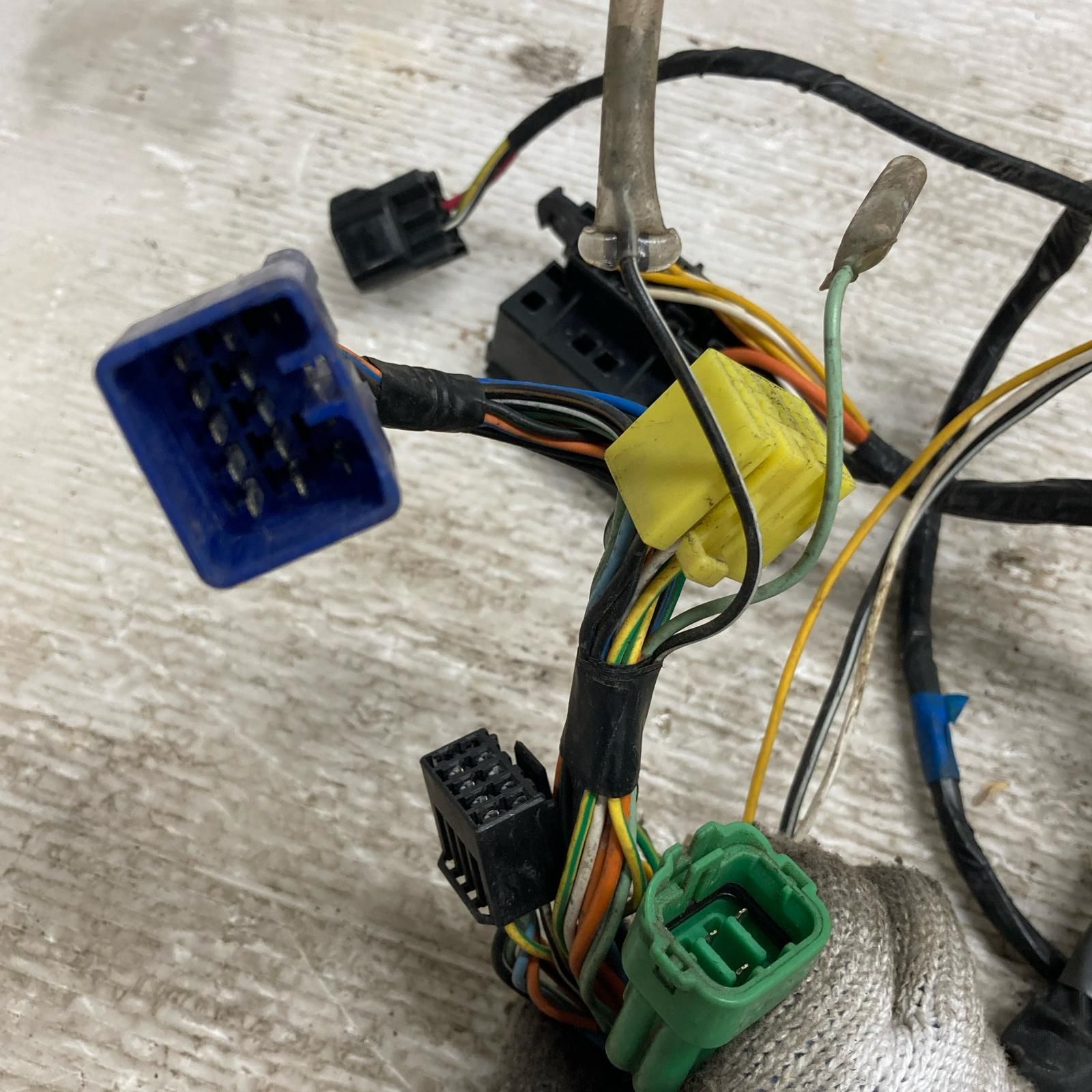 メインハーネス スズキ