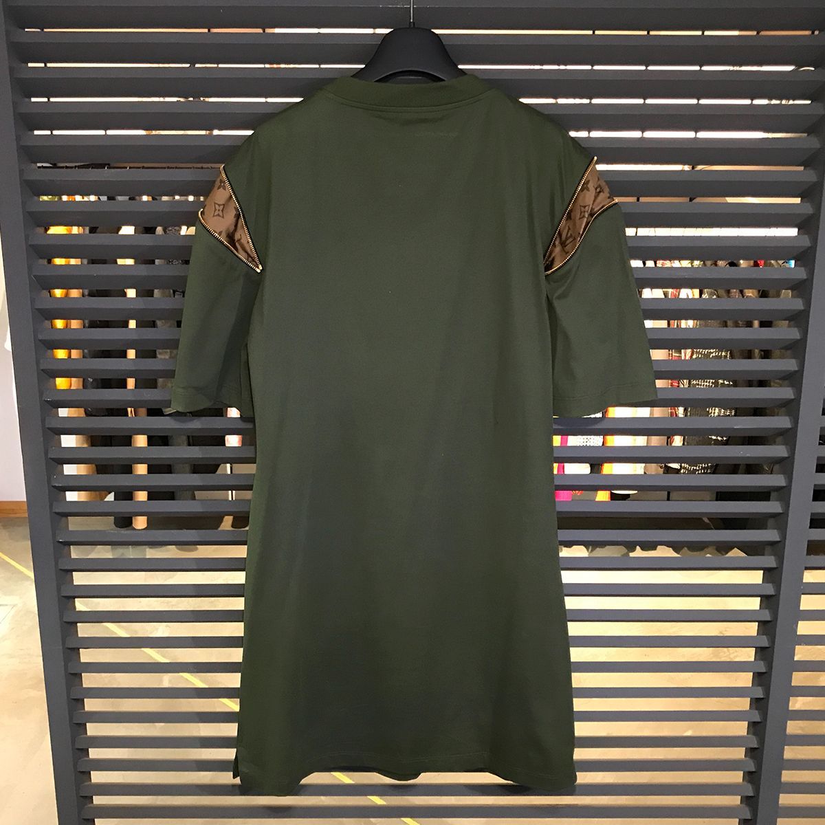 モノグラム ジッパースリーブ Tシャツドレス カーキ 40 Lサイズ モノグラムリバース ワンピース 14395