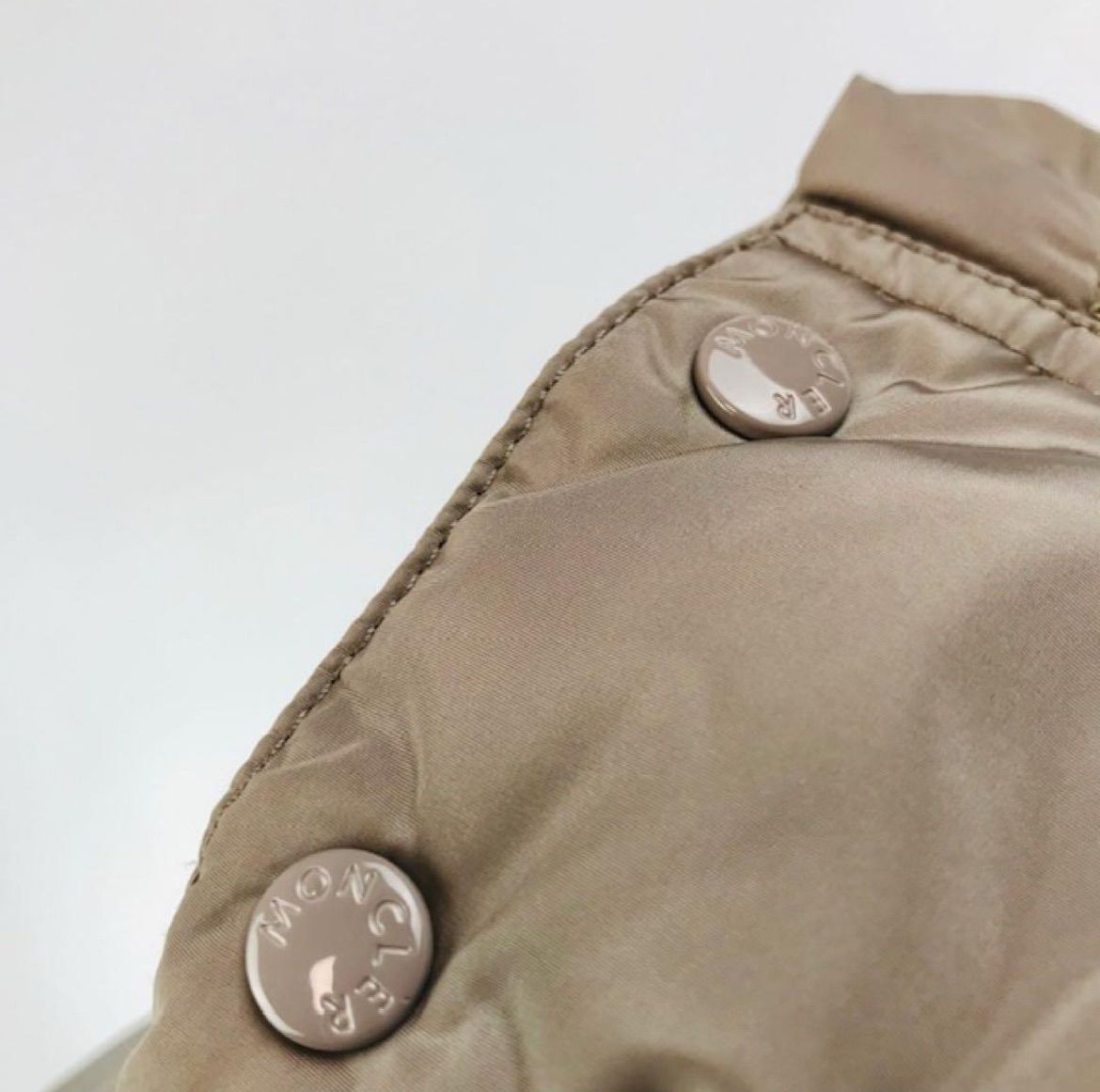美品☆MONCLER・モンクレール SERRE レディース ブランドアイコン 
