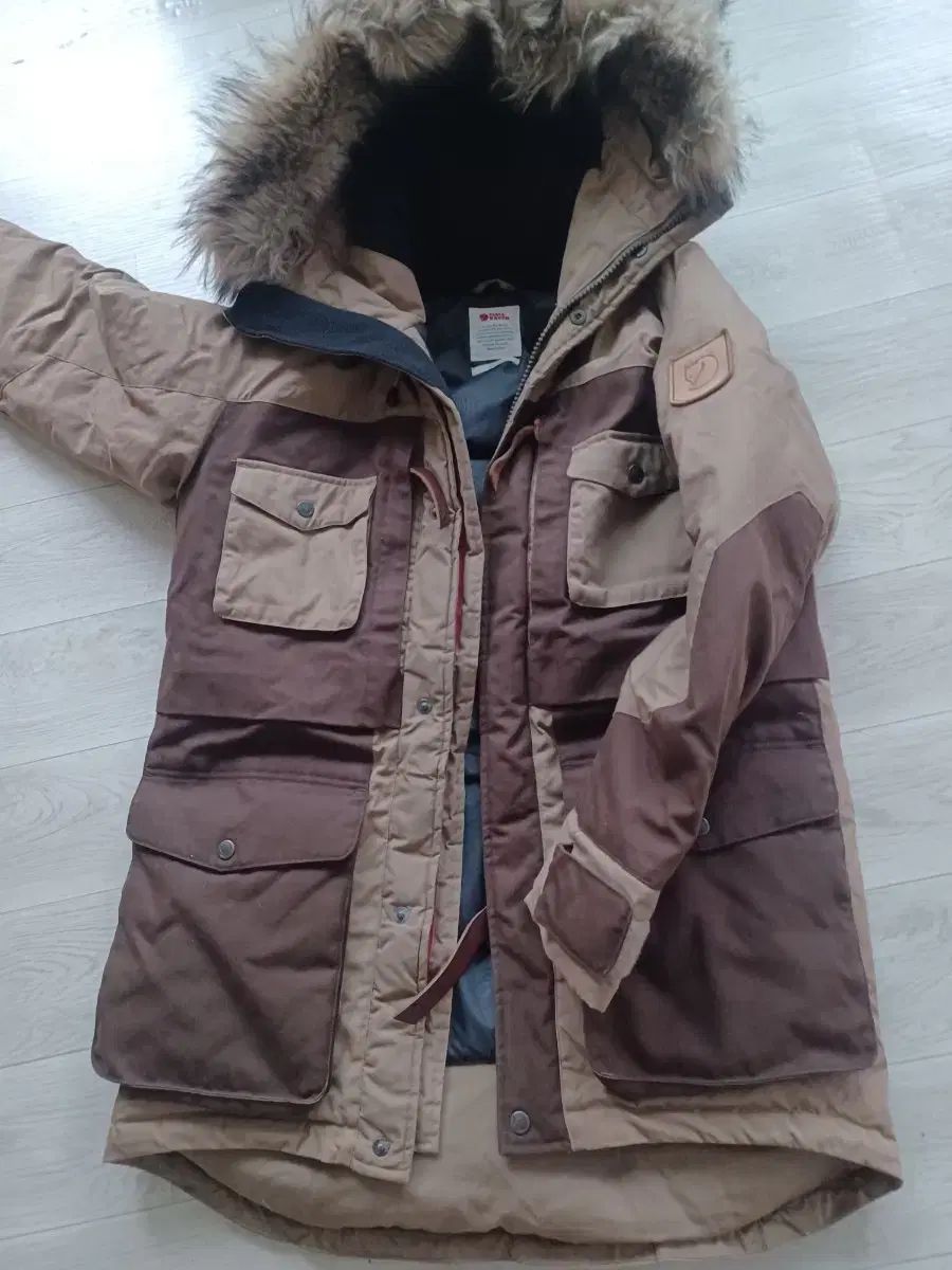 フェールラーベン アークティスパーカ