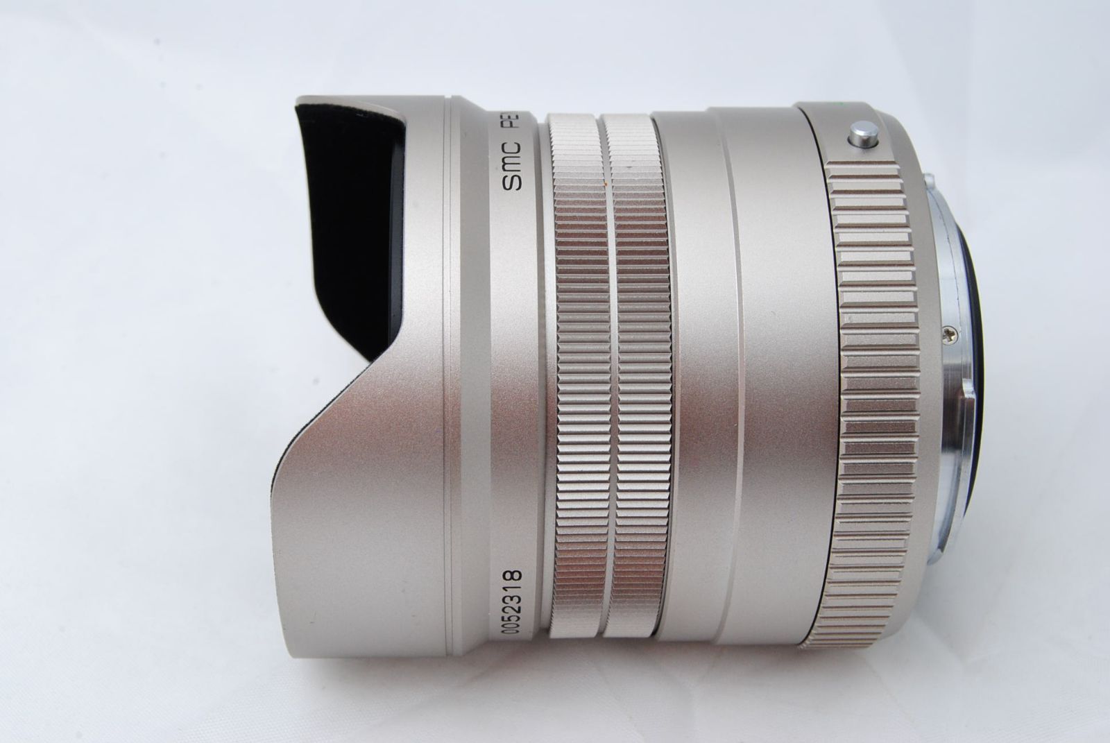 シルバー 広角単焦点レンズ