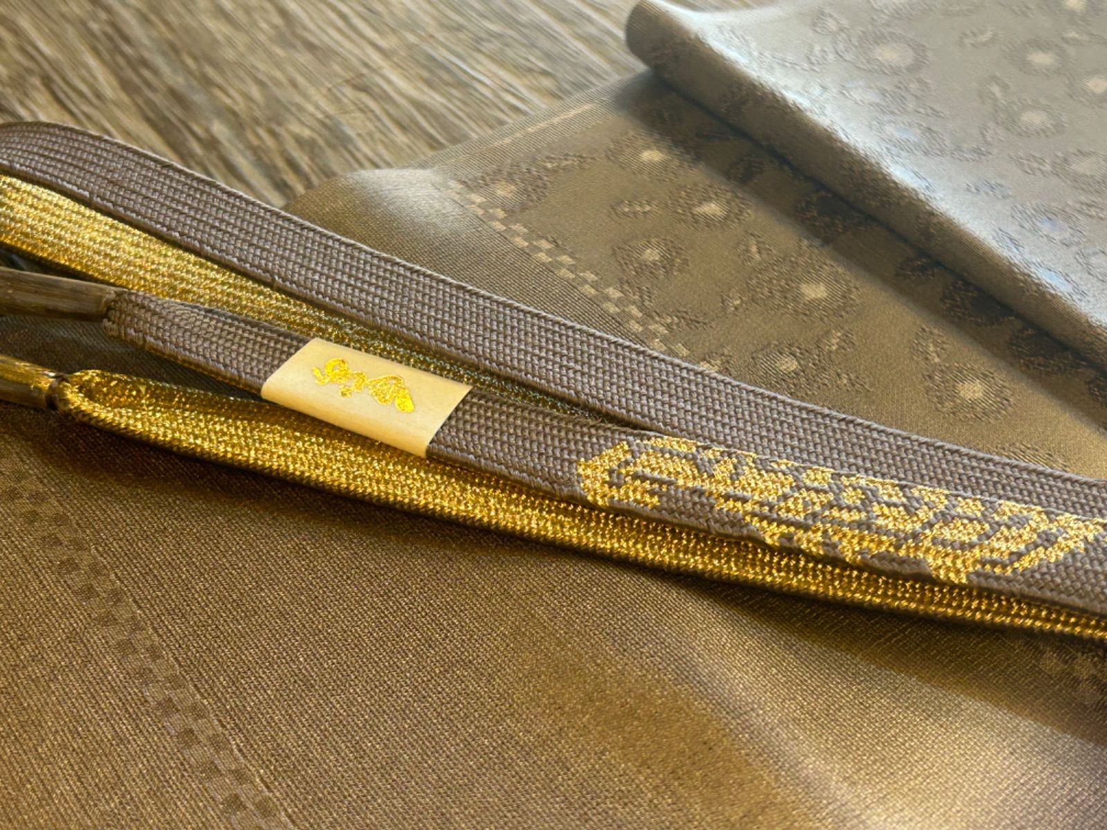 高級　帯締め帯揚げ帯締め　帯揚げ　19800円→８８００円　セット【250014】帯揚げ丹後ちりめん　日本製　ぼかし染め　絹 丹後ちりめんの帯あげ&平組の帯じめ 帯揚げ 正絹