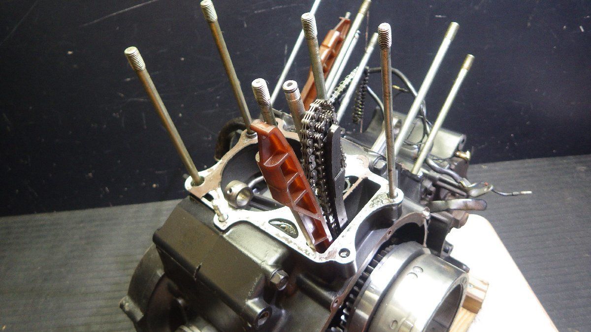 バルカン400クラシック VN400A エンジン 腰下 部品取り等に K65-63-1