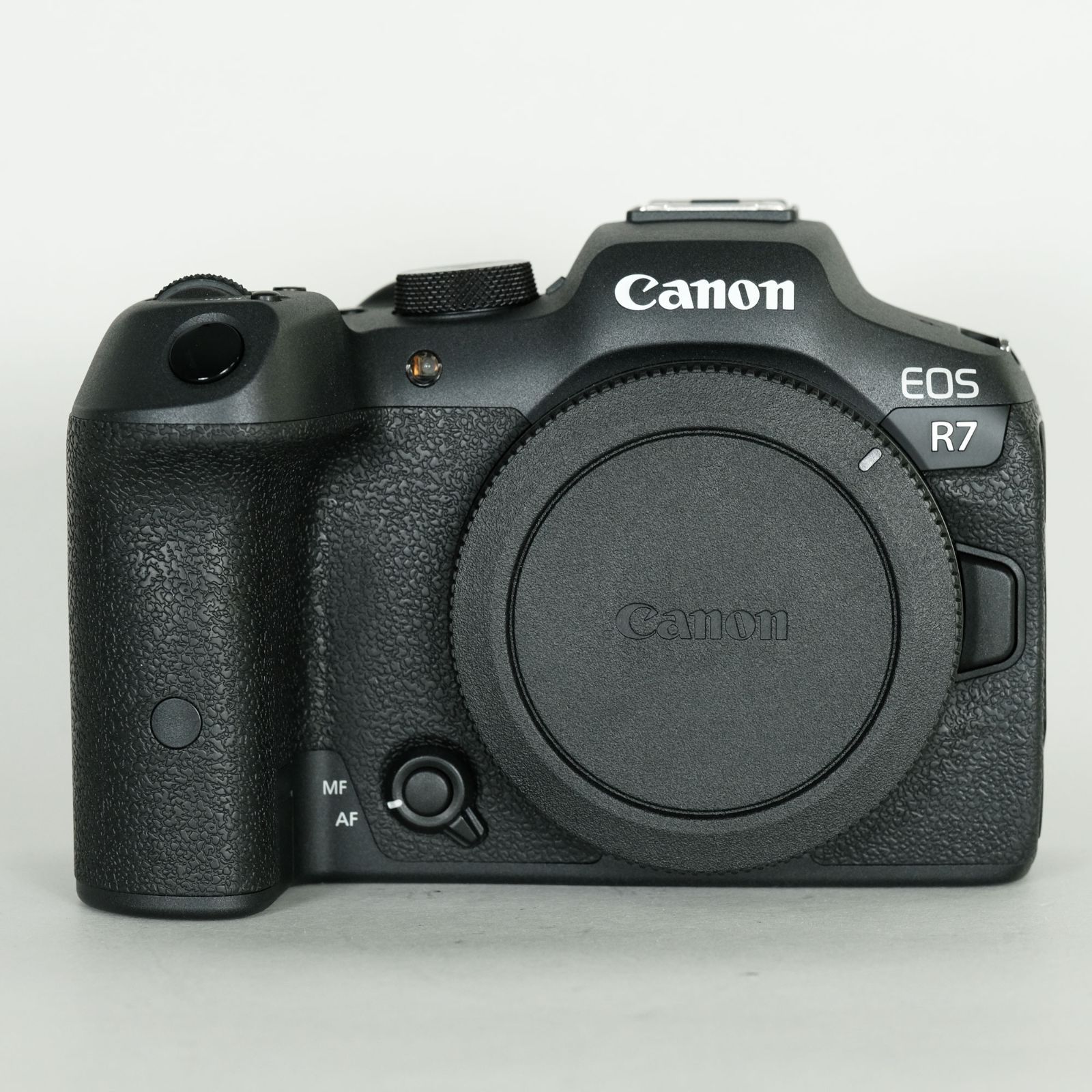 2025限定 BIGセール！ ｜バッテリー2個付 Canon EOS R7 ボディ | キヤノンRF-Sマウント