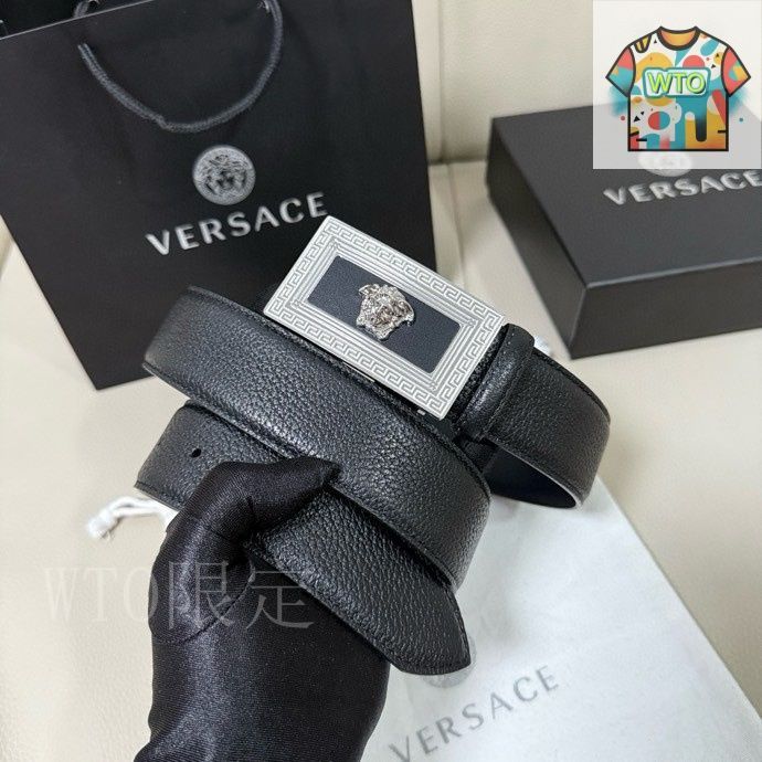 VERSACE メデューサヘッド レザーベルト 105cm VERSACE メデューサヘッド レザーベルト 105cm Versace Leather Medusa