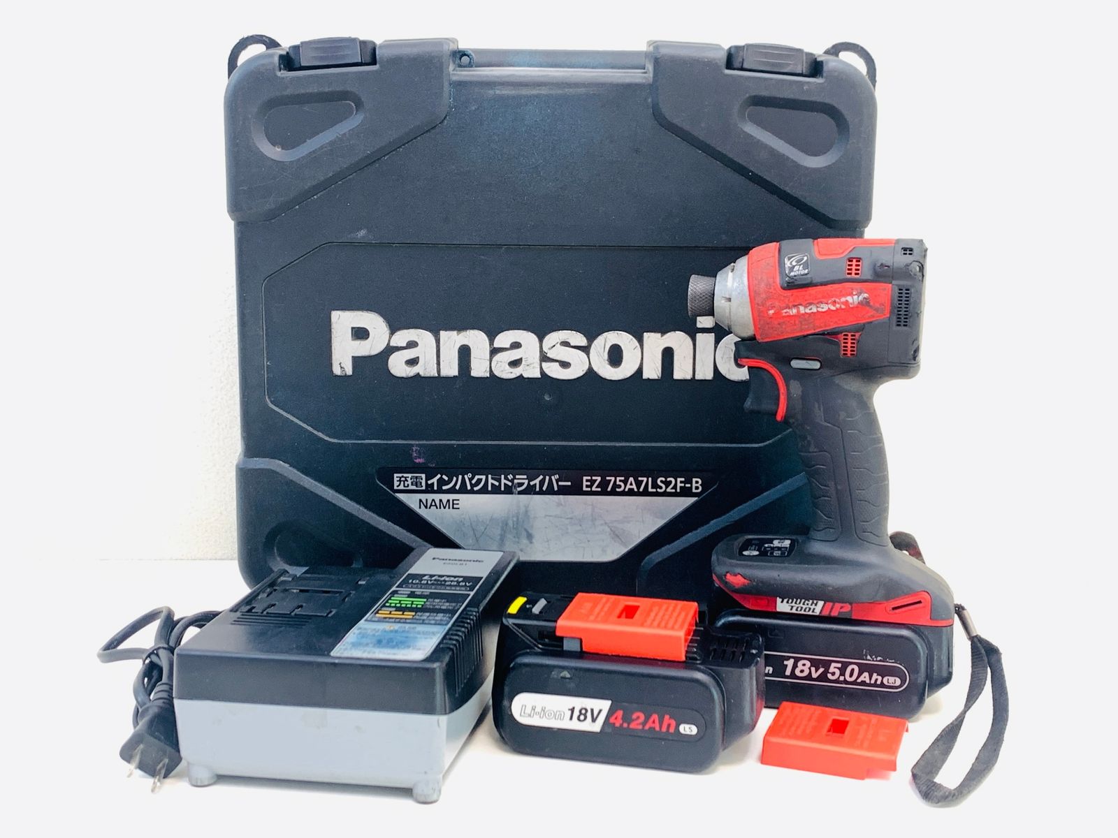 中古 パナソニック Panasonic 14.4V 18V 充電インパクトドライバー デュアル対応 EZ75A7 レッド ＋ 18Vバッテリー2個  充電器付き 電動工具 穴あけ 締め付け コードレス - メルカリ