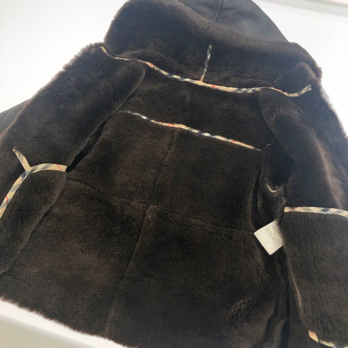 BURBERRY LONDON バーバリーロンドン  ムートンコート  BZ-300-999 ブラウン  キッズ 　240001112199 BURBERRY LONDON バーバリーロンドン ムートンコート BZ-300-999