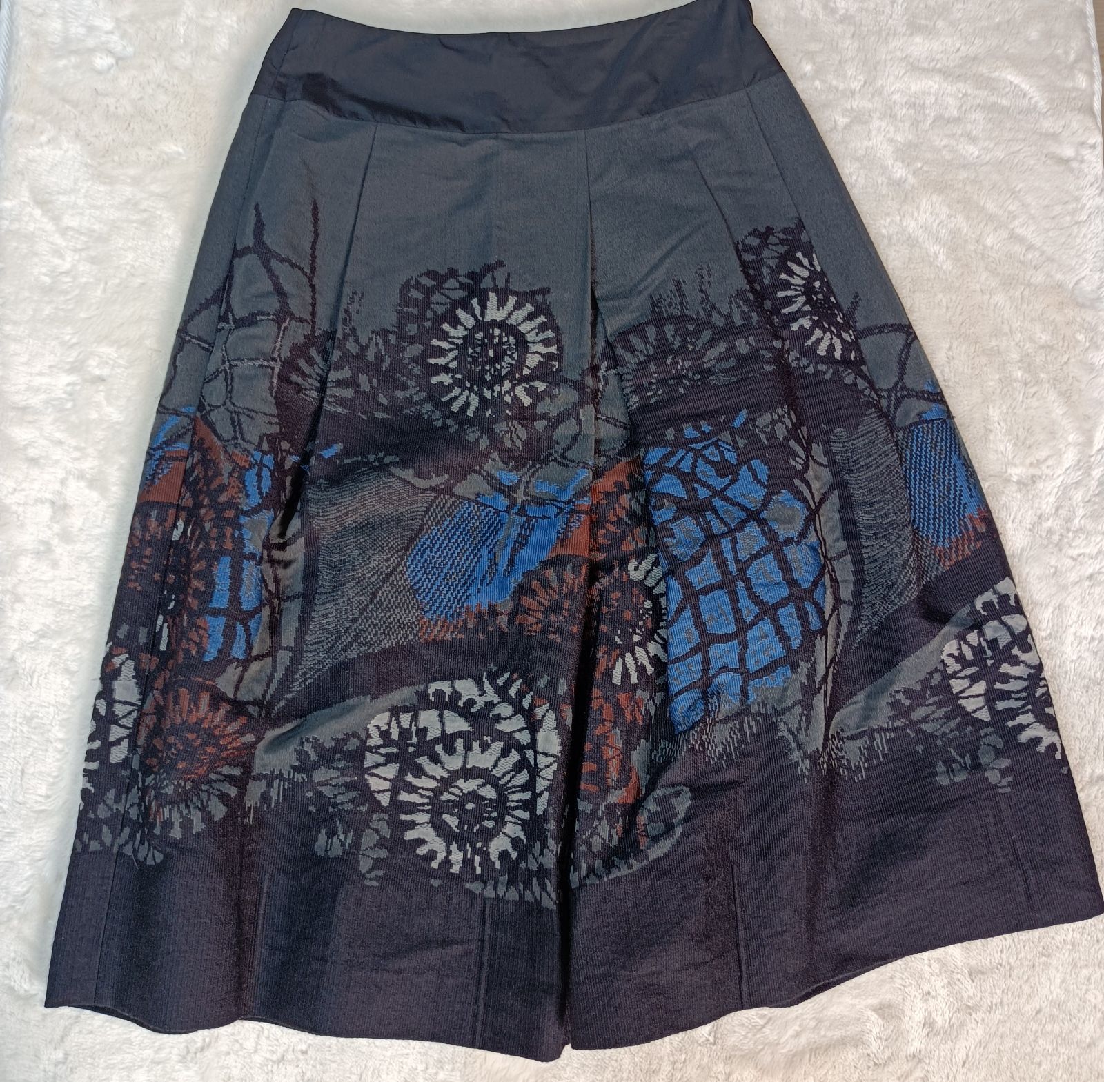 お値下げしました♪】HIROKO KOSHINO 膝丈スカート - メルカリ 