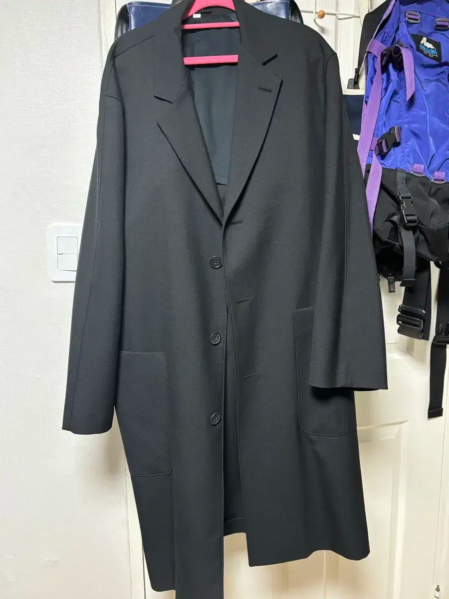 即完売デザイン】FR2☆ビッグロゴ アームロゴ入り 入手困難 パーカー