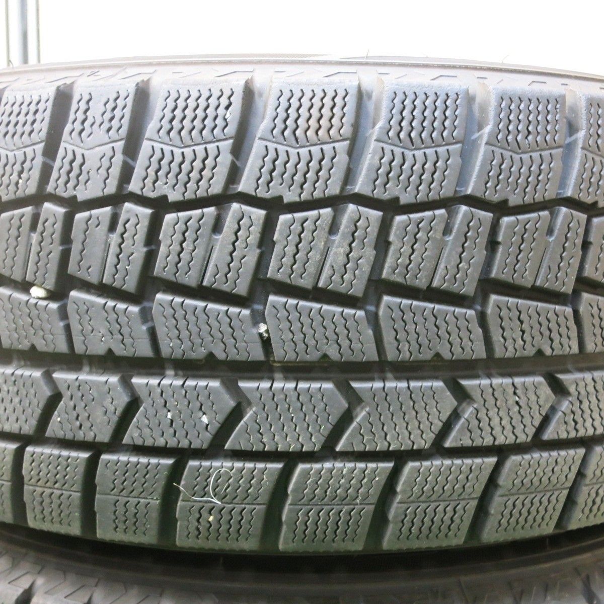 [送料無料] バリ溝！キレイ！9.5分★ベンツ W177 Aクラス 純正 205/60R16 スタッドレス ダンロップ ウインターマックス WM02 16インチ PCD112/5H★4111202SYス バリ溝！キレイ！9.5分☆ベンツ W177 Aクラス 純正 205&frasl;60R16