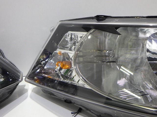 フリードスパイク ヘッドライト左右 ハロゲン GB3 4 100-22067 J コーティング 250927049