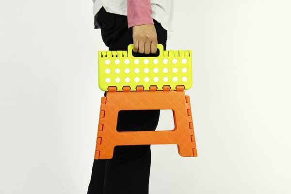 ポリプロピレン製の折りたたみ式クラフタースツール
