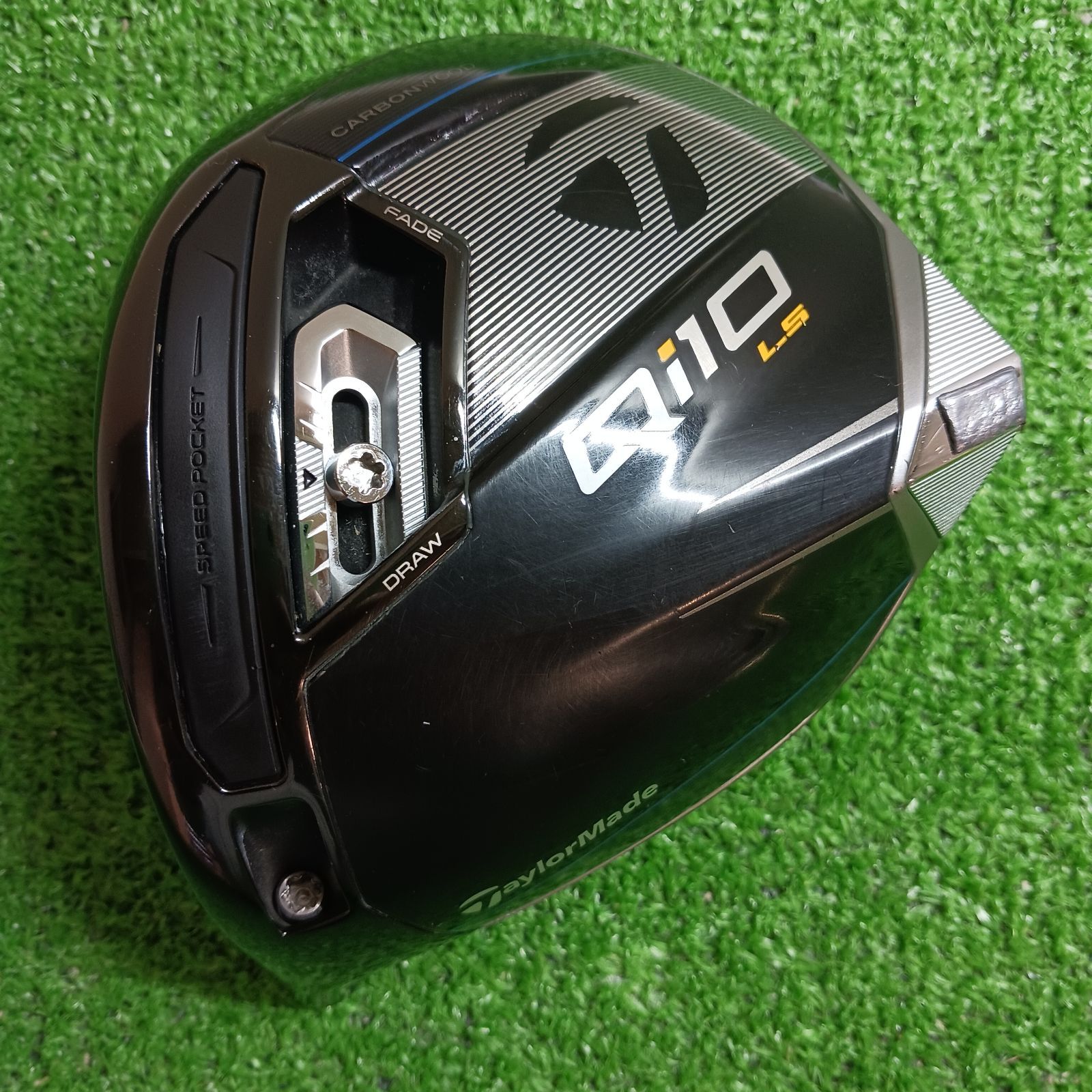 新品 左 テーラーメイド Qi10 ドライバー 9.0° ヘッドのみ レフティ 新品 左 テーラーメイド Qi10 ドライバー 9.0° ヘッドのみ