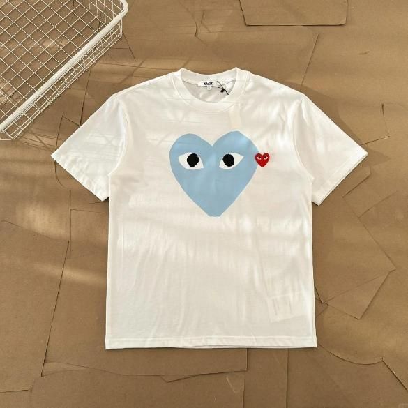 ハートのTシャツ 青