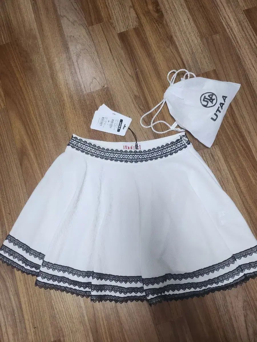 UTAA ゴルフウェア セットアップ パーカー スカート2点セット ホワイト