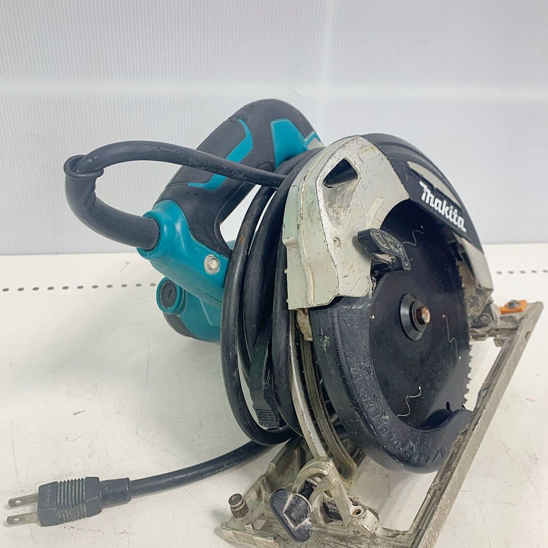 Makita - ♭♭MAKITA マキタ 165ｍｍ　マルノコ　100V　本体のみ　2013年製 5731S ♭♭MAKITA マキタ 165mm マルノコ 100V 本体のみ 2013年製