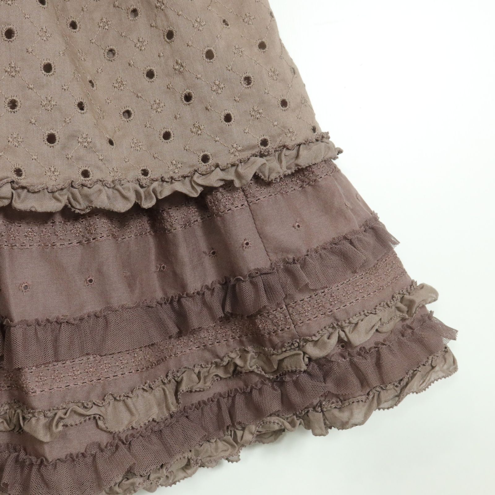 美品】ピンクハウス☆かぶせ段々フリルのローンスカート 茶系 刺しゅう