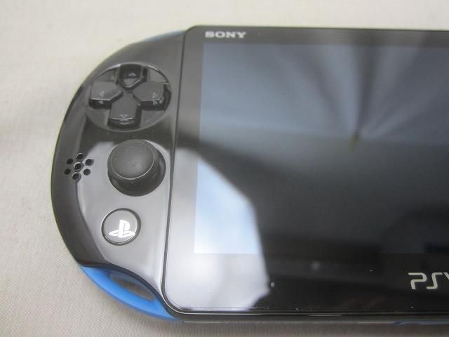 中古品 ゲーム PS Vita 本体 PCH-2000 ブルー/ブラック 動作品 充電器・8GBメモリースティック付き 中古品 ゲーム PS Vita 本体 PCH-2000 ブルー/ブラック 動作品