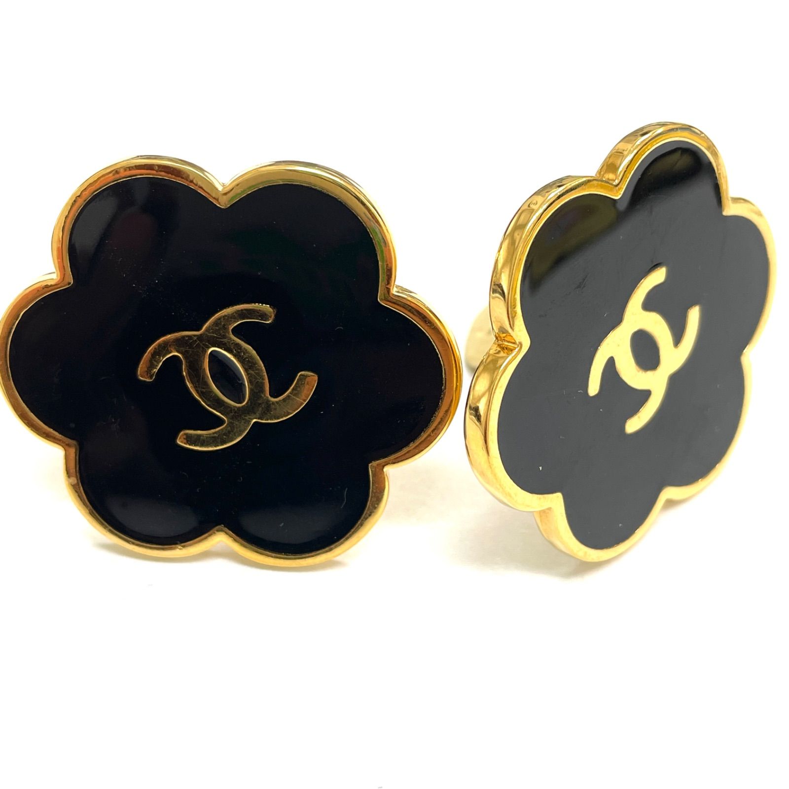 幻 CHANEL カメリア プラスチック風 ココマーク イヤリング 【公式通販】