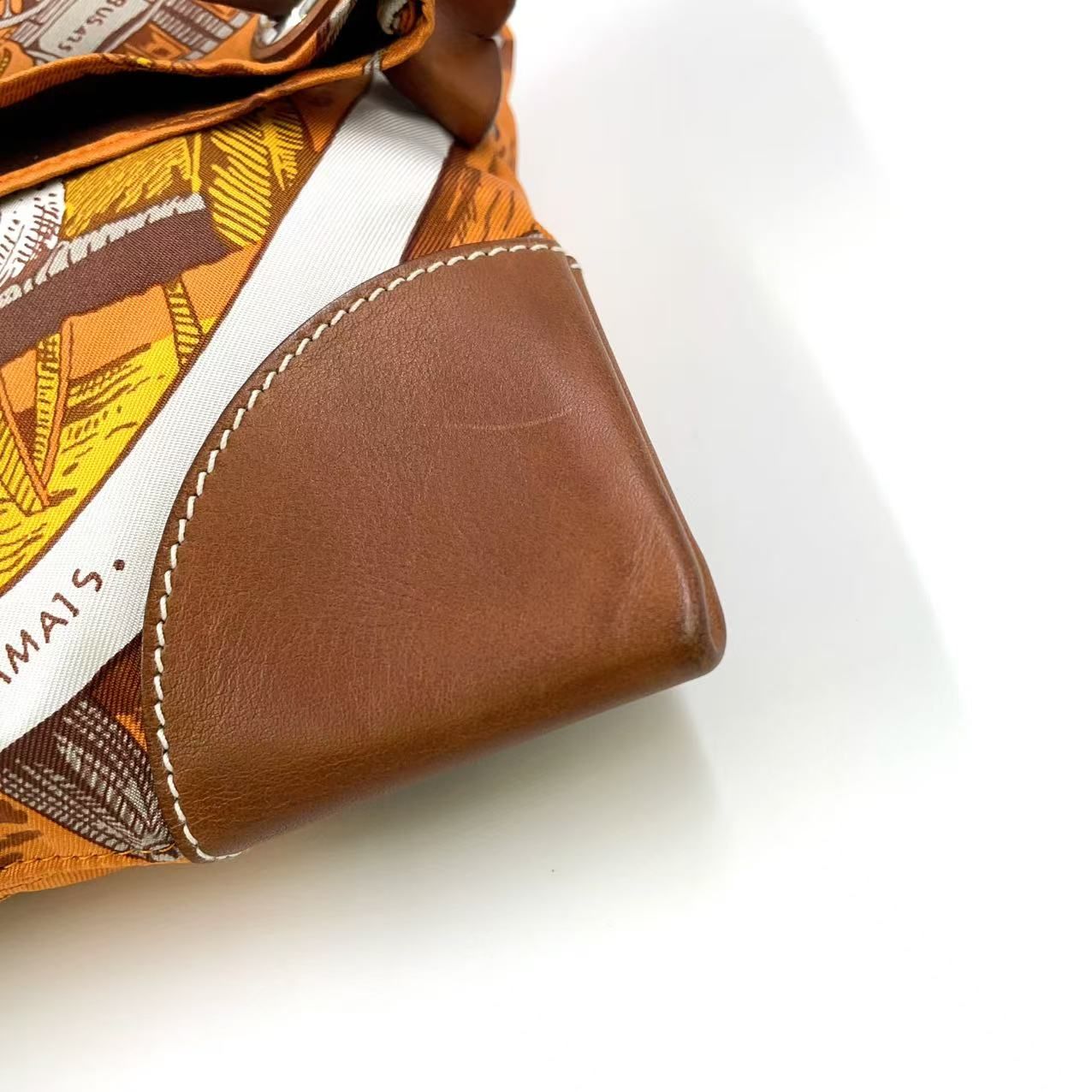 HERMES エルメス　シルキーシティPM オムニバスと白い貴婦人のゲーム　美品 楽天市場】【エルメス】Hermes シルキーシティPM オムニバスと
