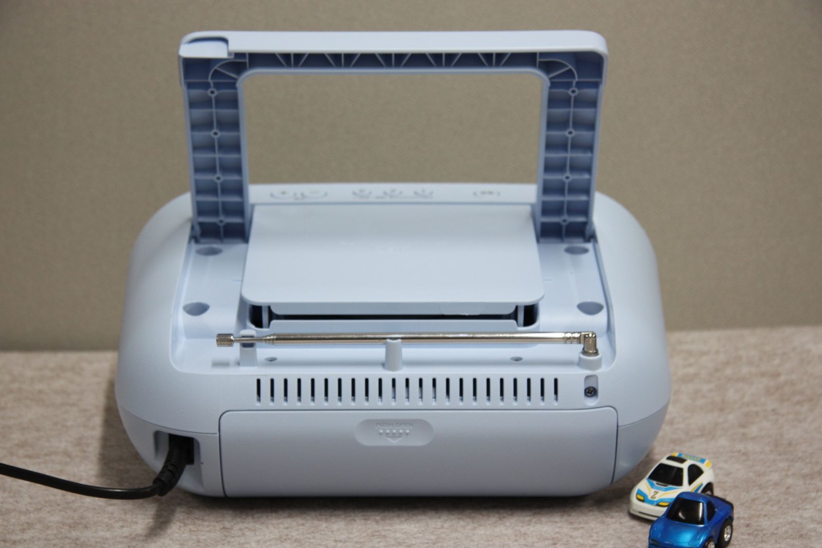 ソニー CDラジオ ZS-S40 : FM/AM/ワイドFM対応 ブルー Amazon.co.jp: ソニー AUX CDラジオ ZS-S40 : FM/AM/ワイドFM