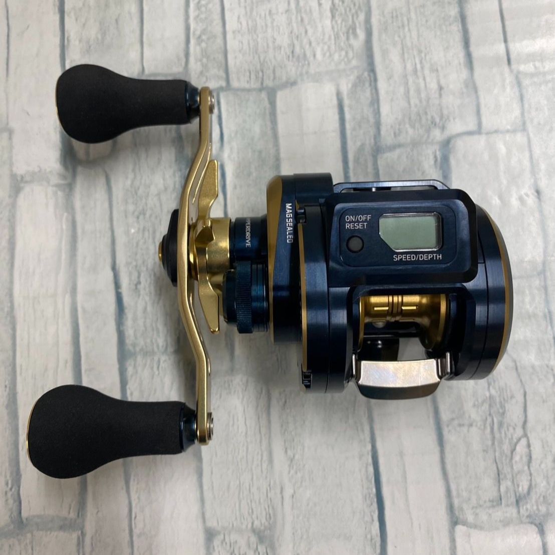 Penn Reels 50TW 両軸リール ゴールド ペン トローリング ペン