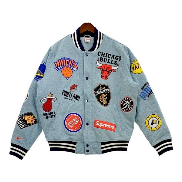 Supreme NIKE 18SS NBA Denim Warm-Up Jacket AO3632-440 チームウォームアップジャケット スタジャン シュプリーム アウター DM12647■