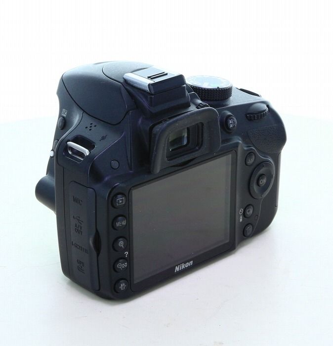 D3200 ボデイ
