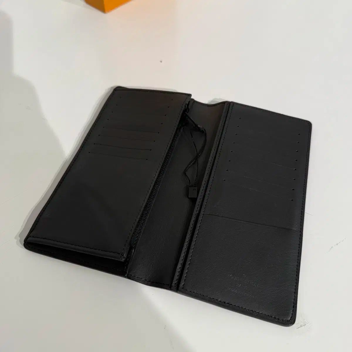 ルイヴィトン モノグラム ダスト ポルトフォイユ ブラザ M11706 財布