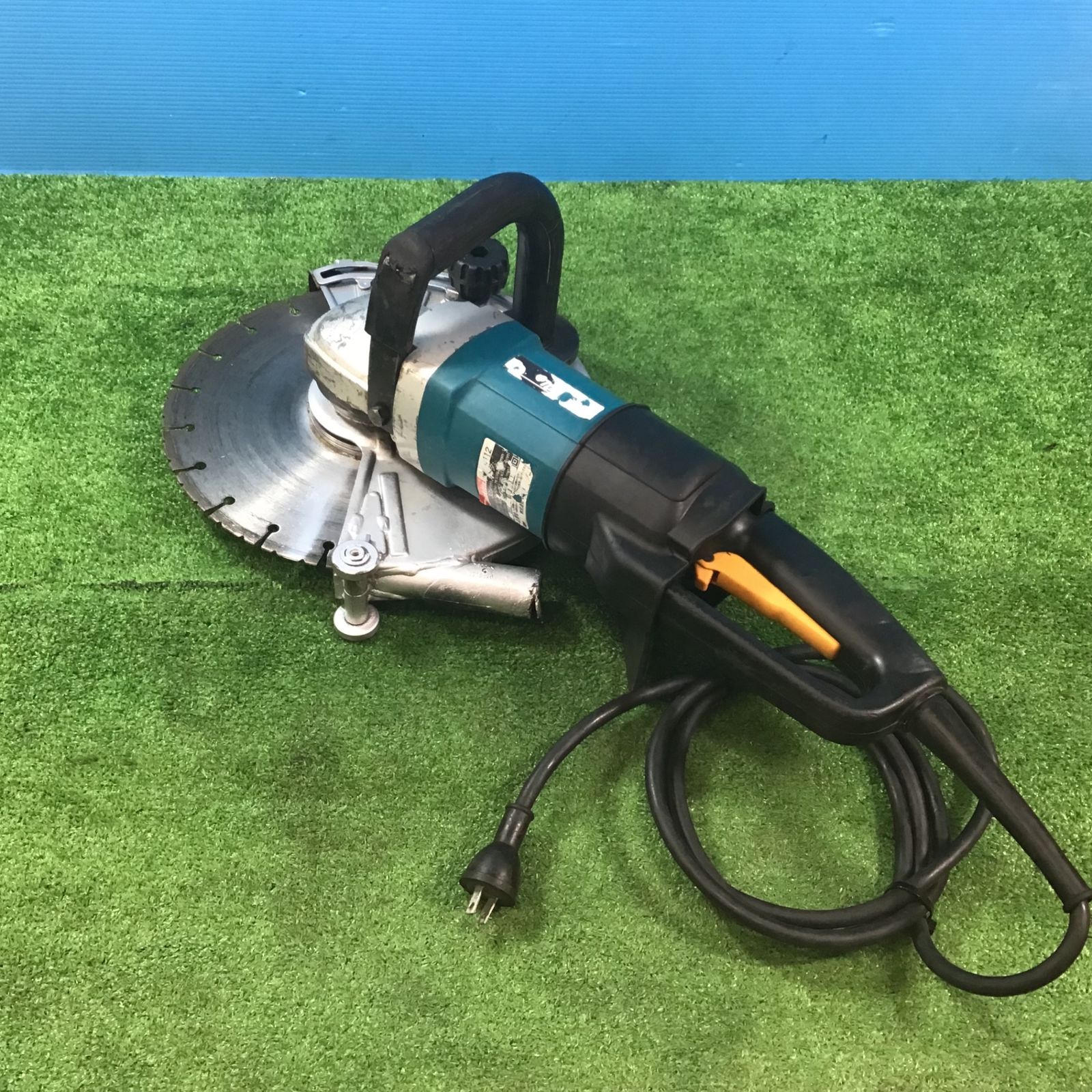 〇マキタ makita 305mm コンクリートカッター 4112 岩槻店
