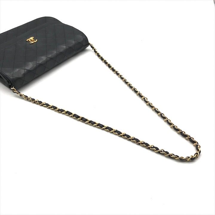 良品 CHANEL シャネル ココマーク ターンロック ラムスキン
