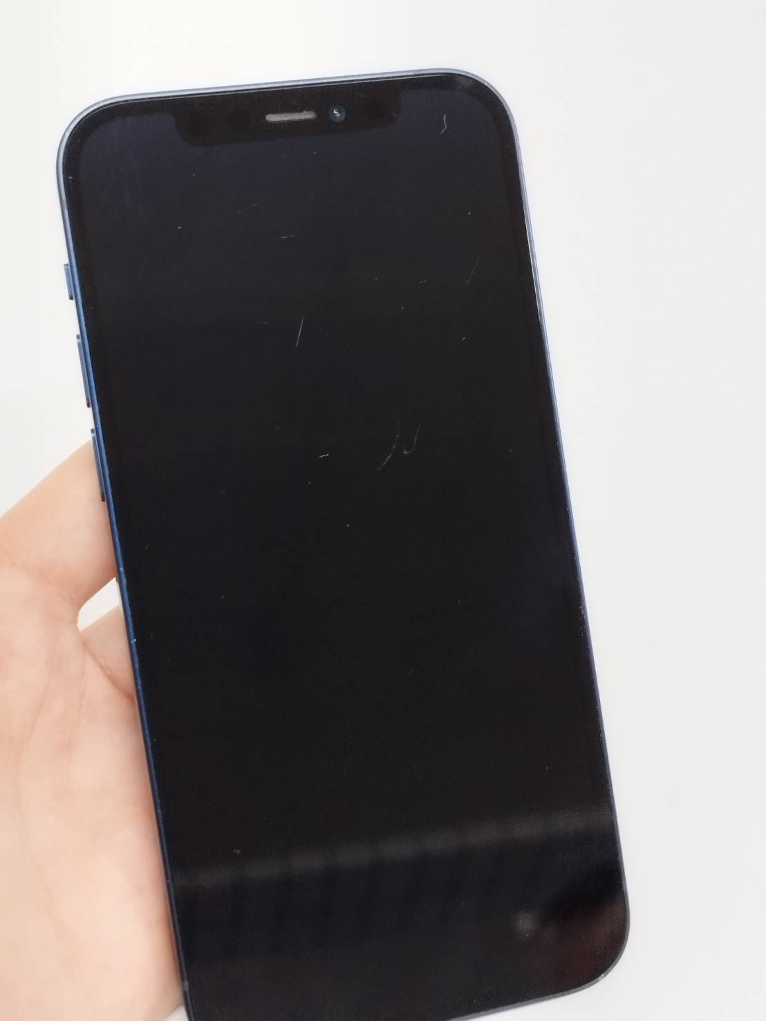 SIMフリー】iPhone 12/64GB/A2402〈MGHR3J/A〉 【公式通販】