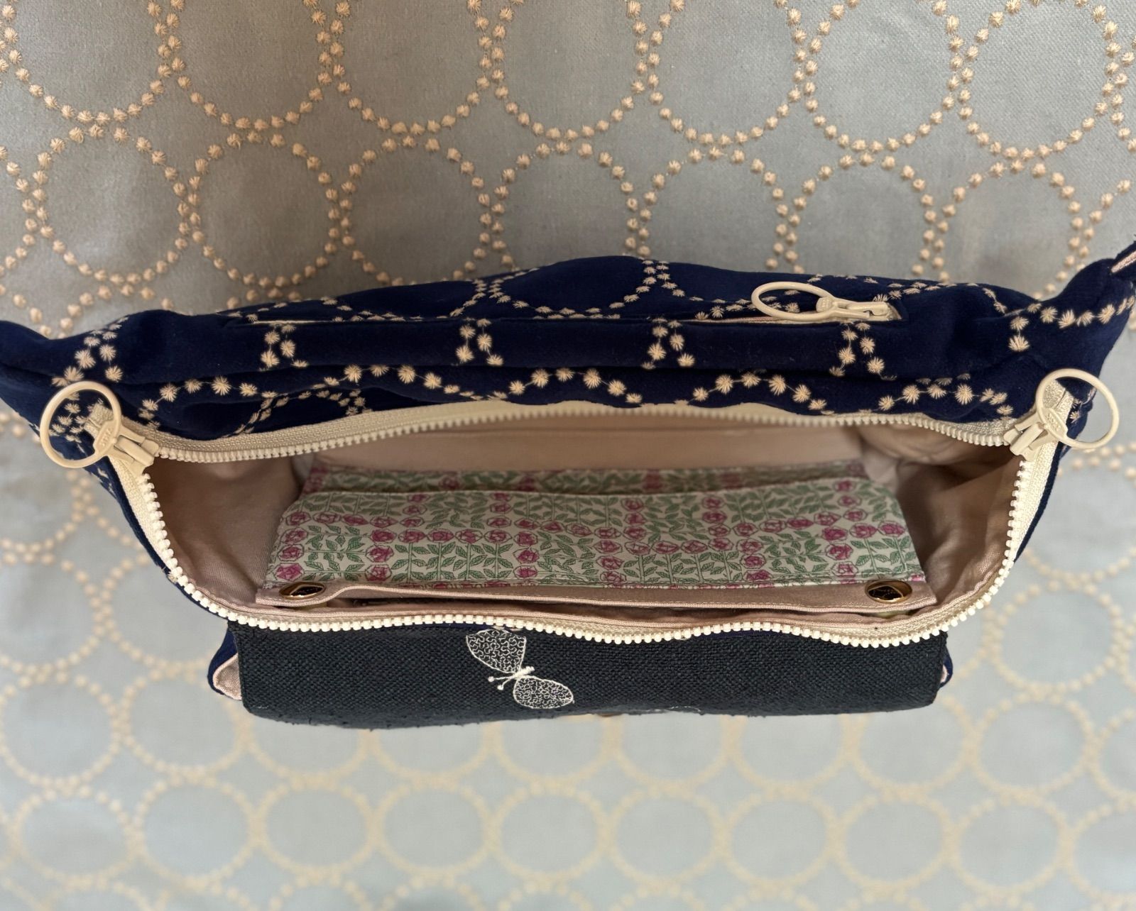 ハンドメイド ミナペルホネン スマホポシェット⑅︎◡̈︎* sold ミナ