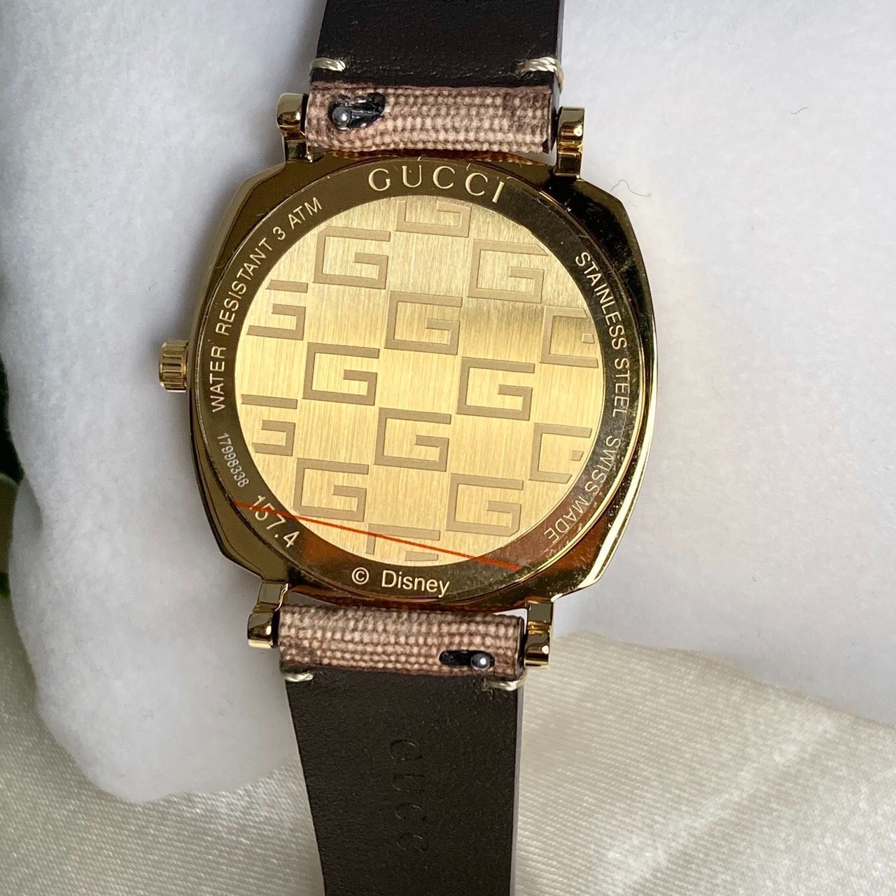 GUCCI ディズニー ミッキー コラボ時計 ゴールド 電池有 - メルカリ
