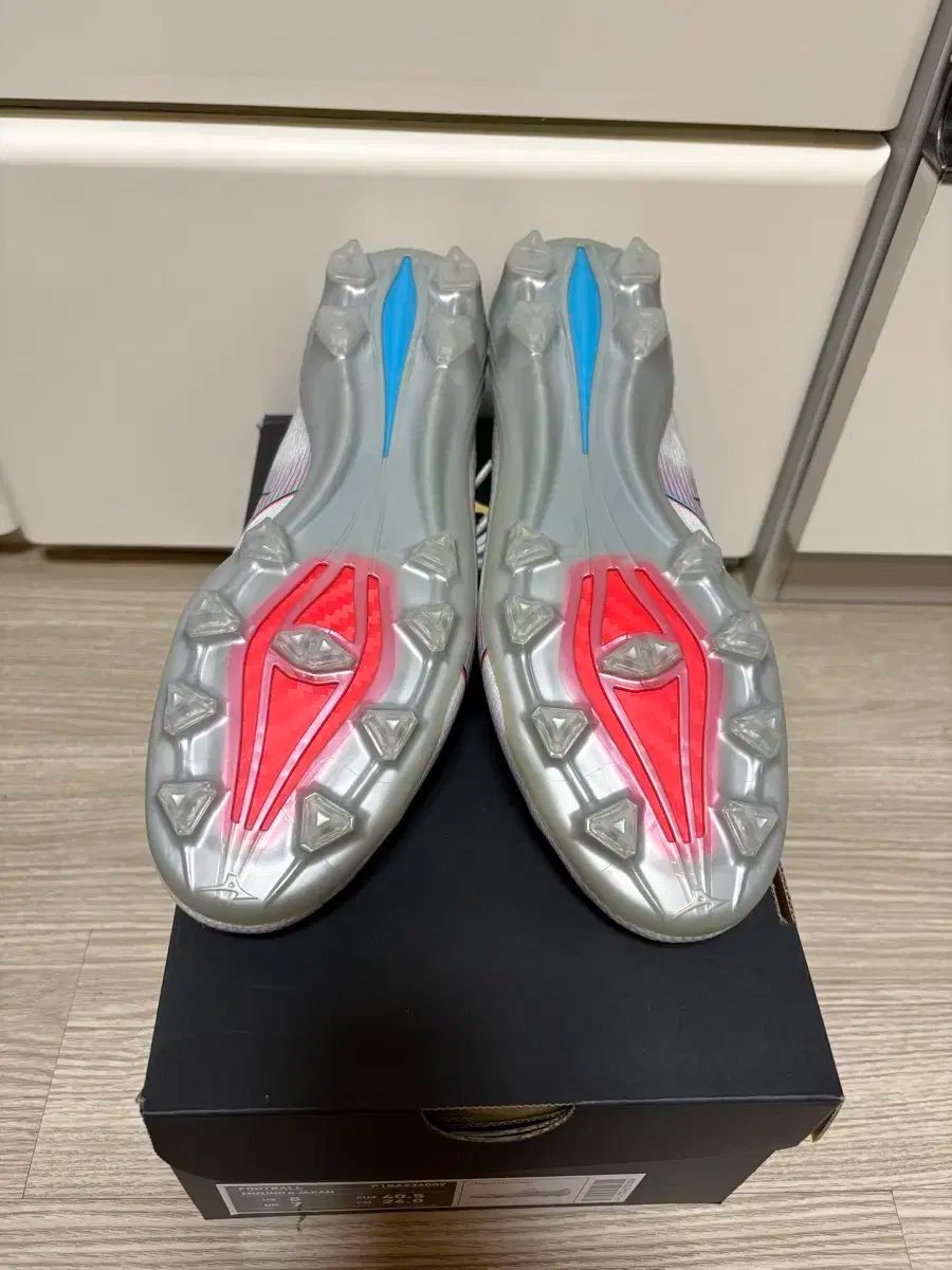 Mizuno ミズノ アルファ JP MD FG