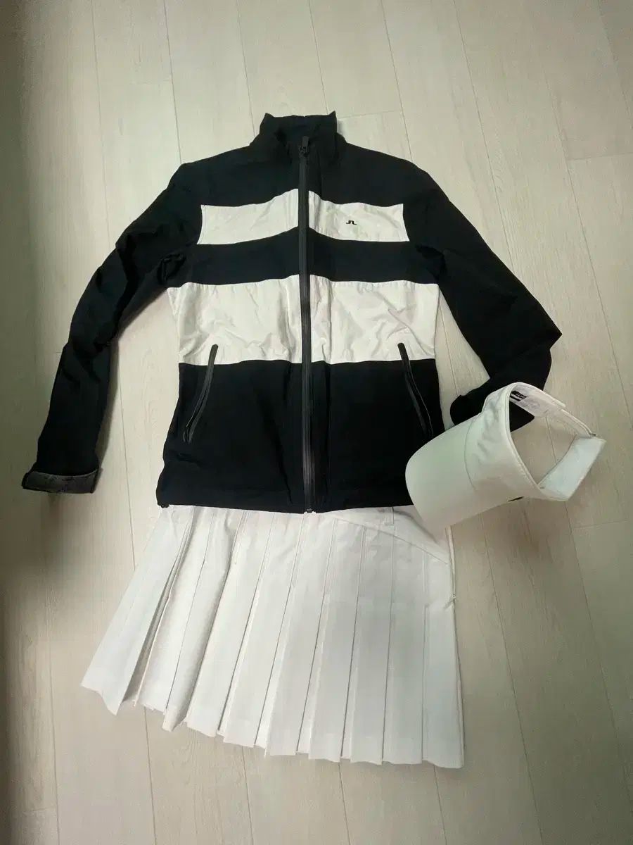 ジャケット S