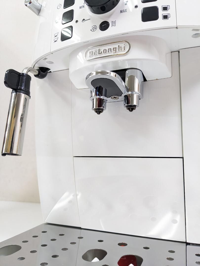 デロンギ マグニフィカS ECAM22112W コンパクト全自動コーヒーマシン WWW_KANDAIZUMI_COM