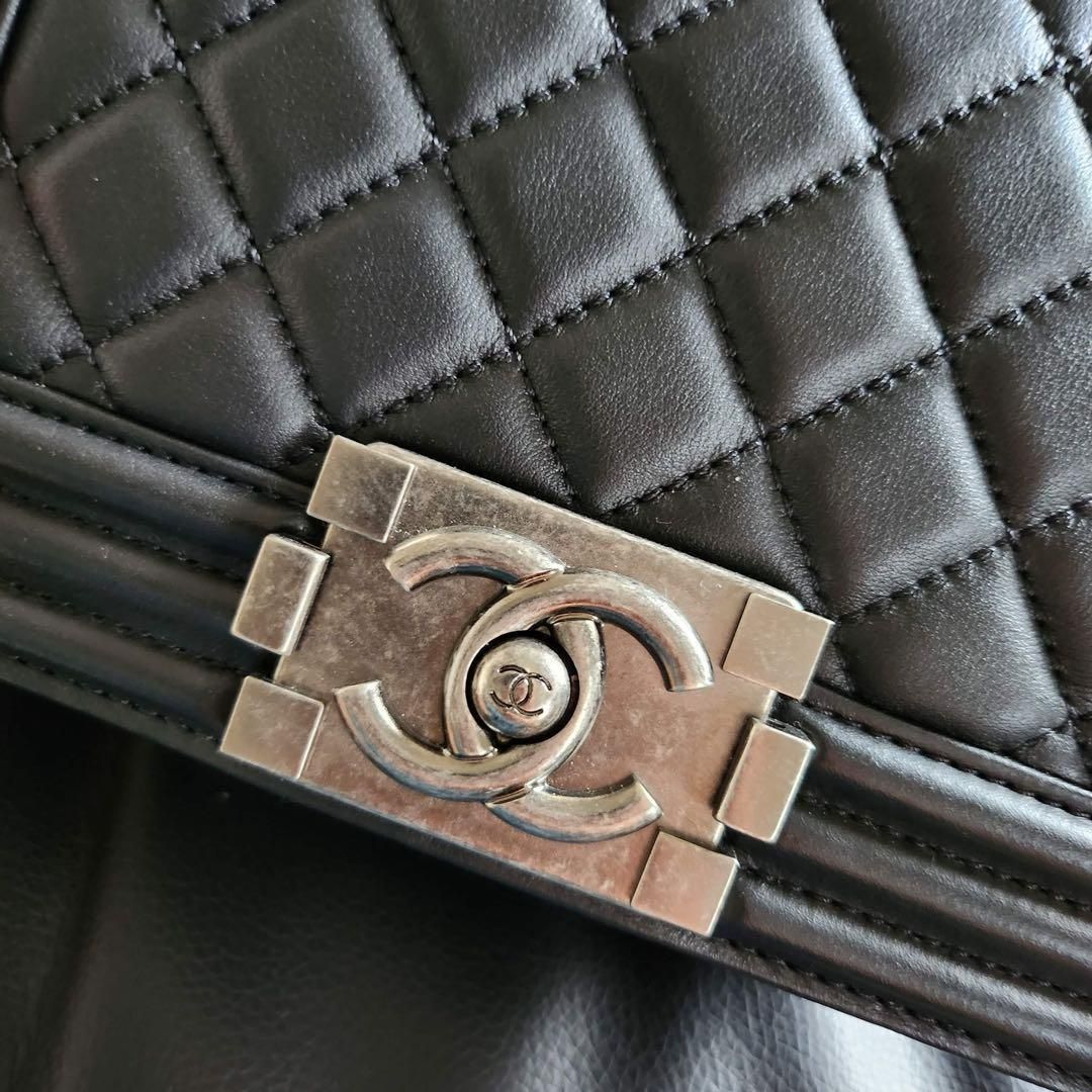 CHANEL スモール