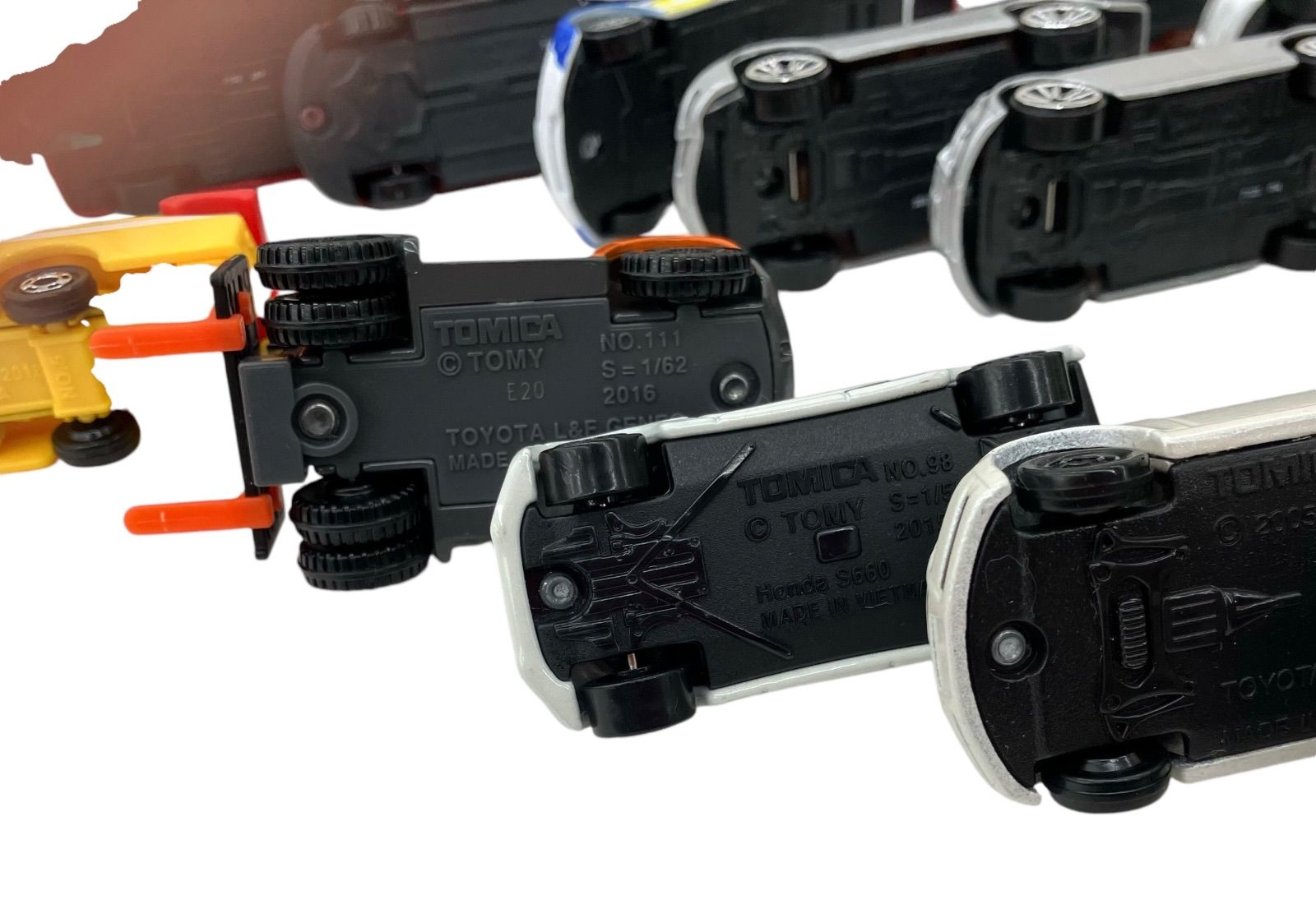 186000 ?浜ya42 TOMICA MOTORMAX HOTWHEEIS他 ミニカーまとめ売り 22点 