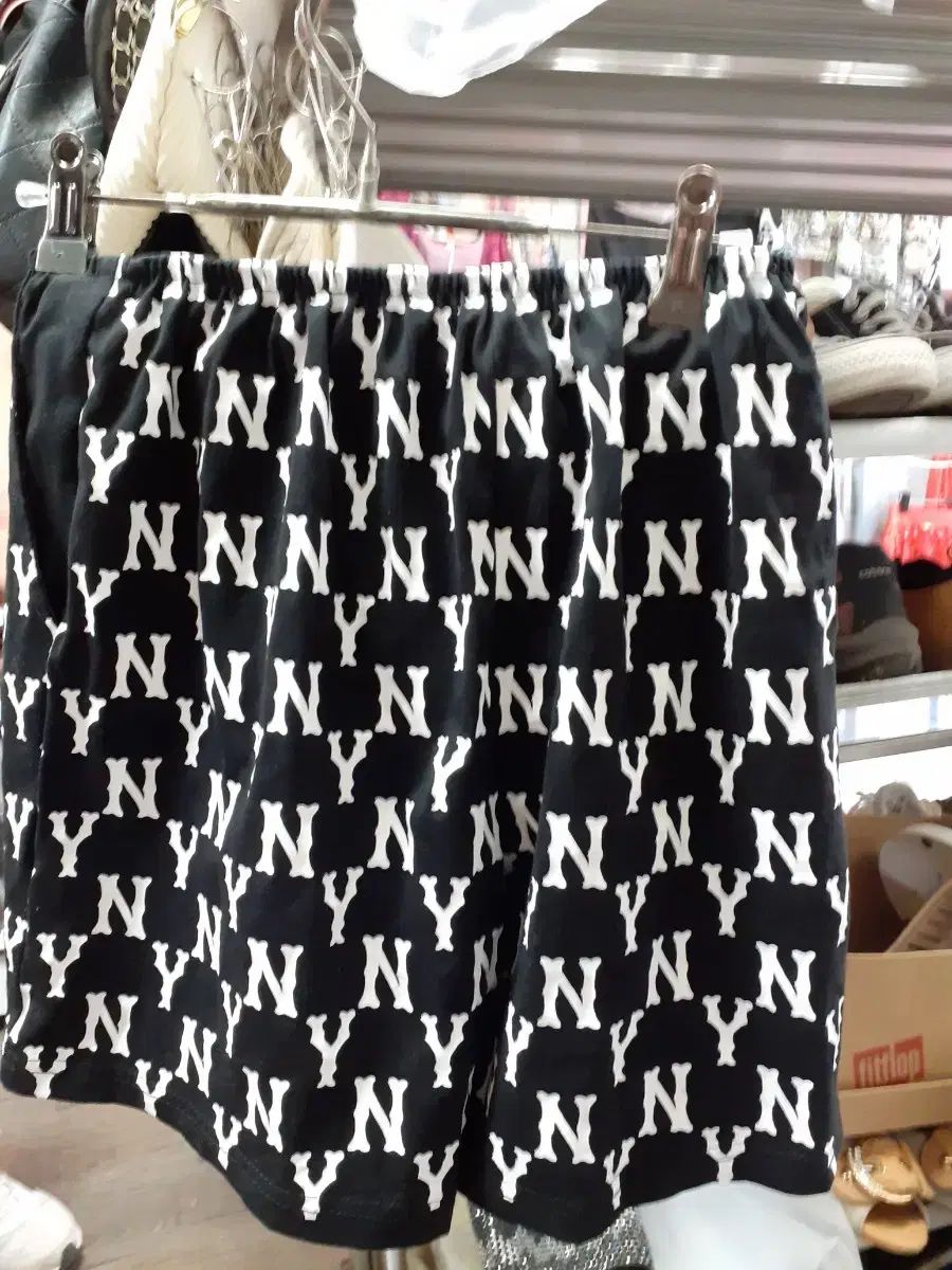 FEAR OF GOD x adidas フィアオブゴッド アディダス 23AW Athletics