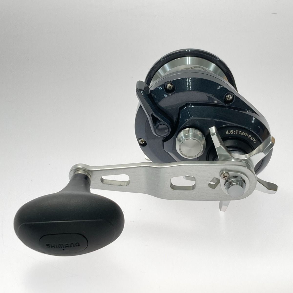 TORIUM 2000PGベイトリール　美品 SHIMANO トリウム 2000PG リール TORIUM 2000PGベイトリール 美品