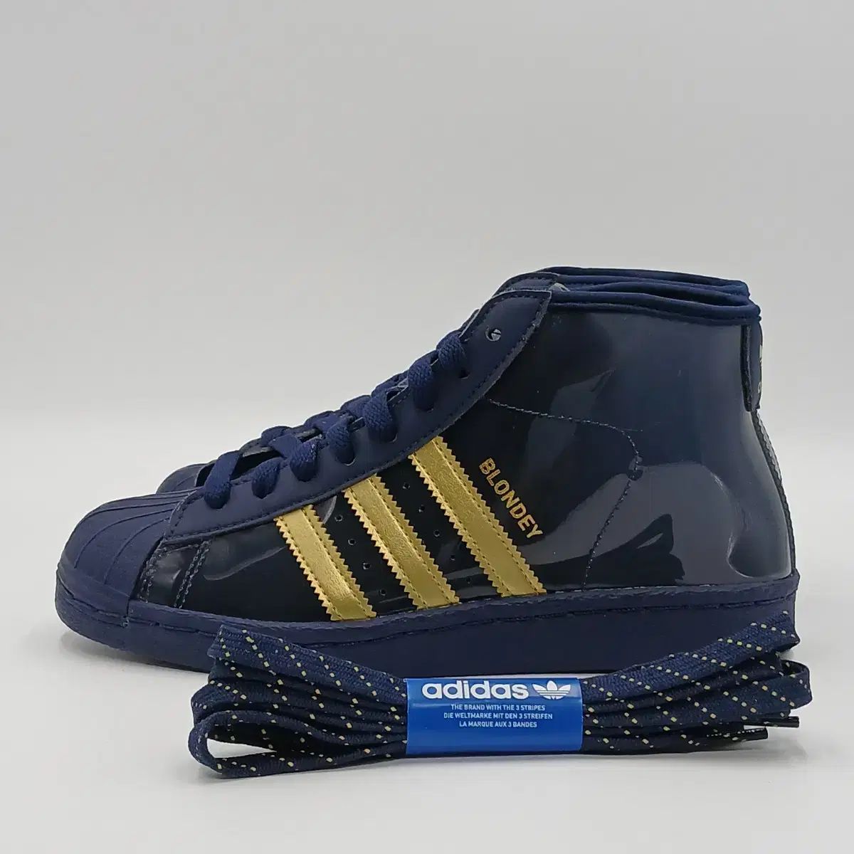 アディダス ブランディー