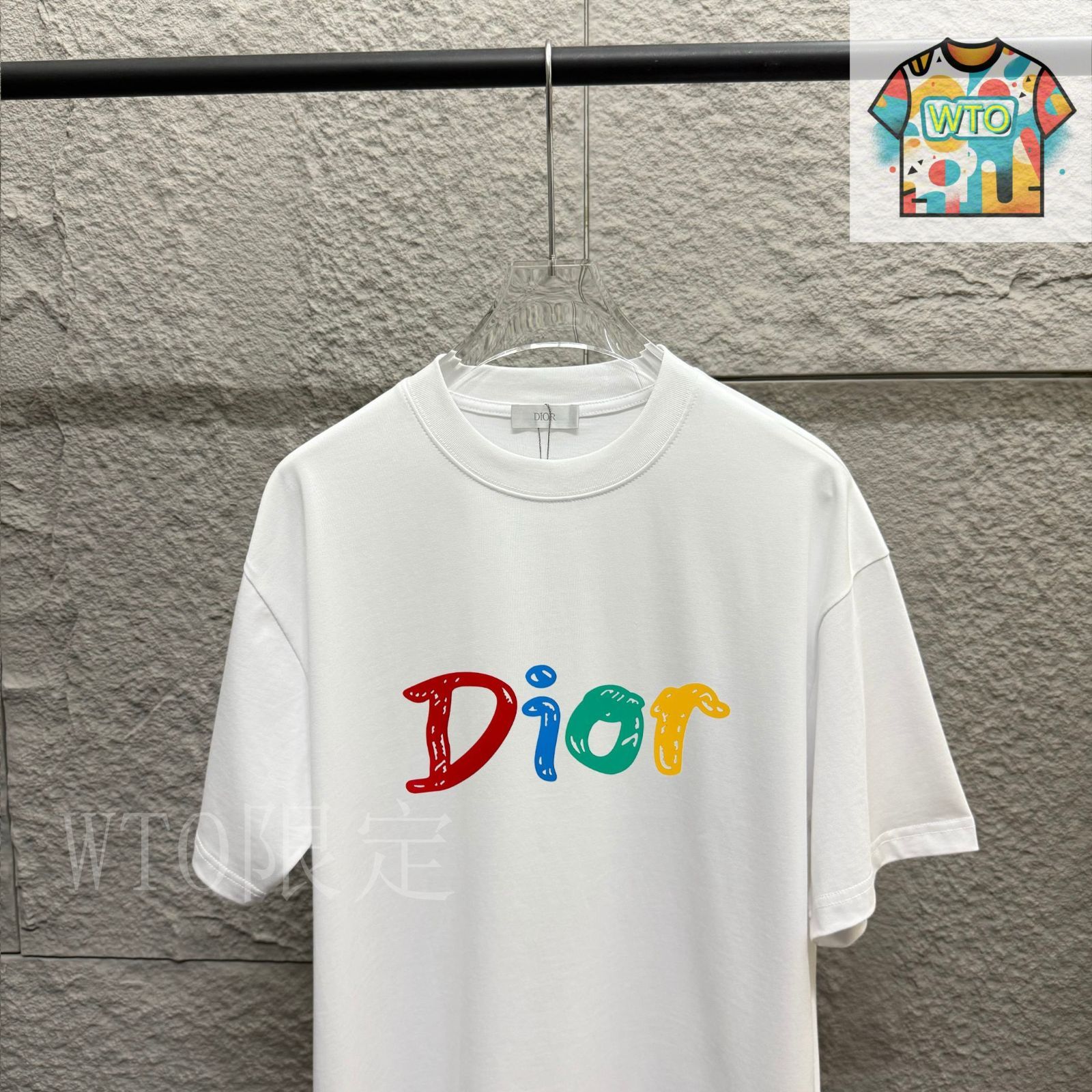 【爽やかなカラー☆】Dior Tシャツ 今日特価】Dior 2025 春夏 カラーレター T シャツ - メルカリ