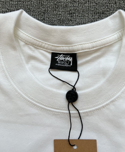 新品 特価値 《ステューシー》 ハート　ホワイト　STUSSY Tシャツ 黑+白 2枚