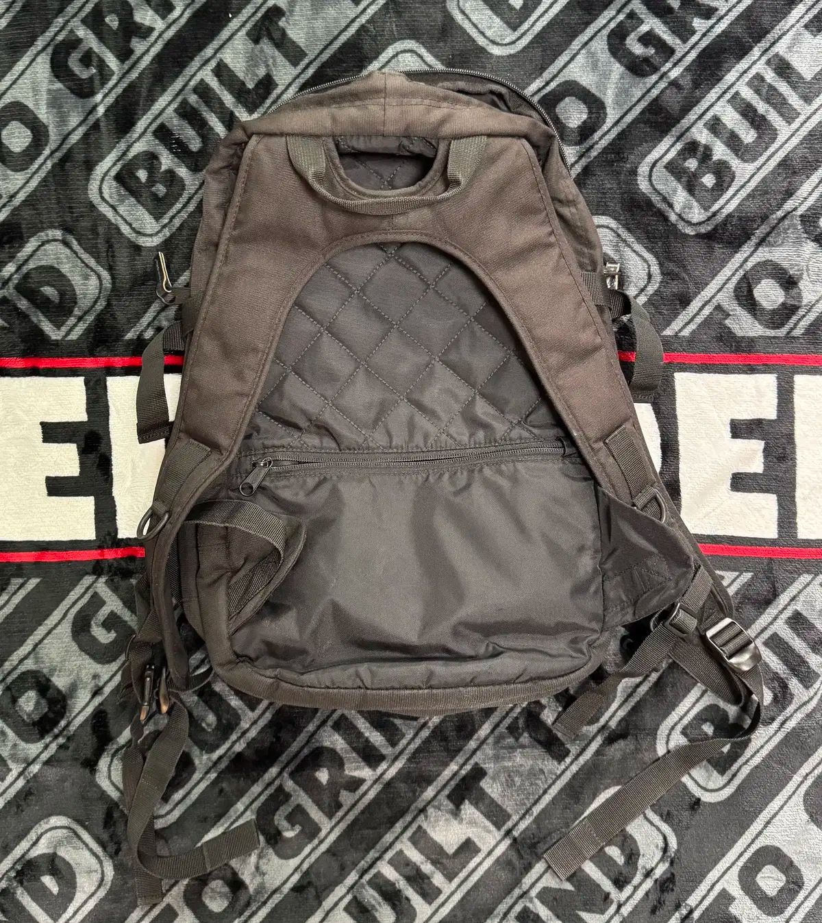 イーストパック エクストラ FLOYD バッグパック ブラック