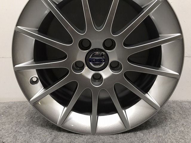 ☆☆ ボルボ V70*V60*V50 純正アルミホイル 17インチ PCD 108 5H　7J + 52，5 ☆☆ 北海道札幌市  輸入車 VOLVO V40 Spider 純正 オプション 17インチ 美品 VOLVO V60