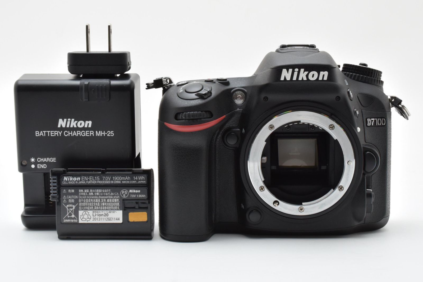 （超美品）Nikon D7100 ボディ付属品全てありシャッター回数300回未満 Nikon／ニコン D5100 ボディ 一眼レフカメラ シャッター回数4514