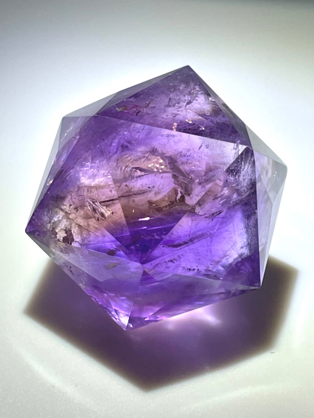 アメトリン】イコサヘドロン(正二十面体)☆虹・アイリス入り