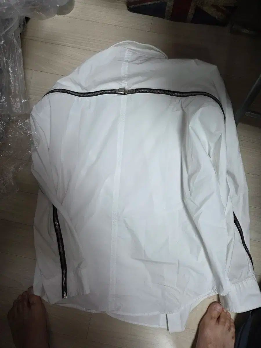 システムオム 白